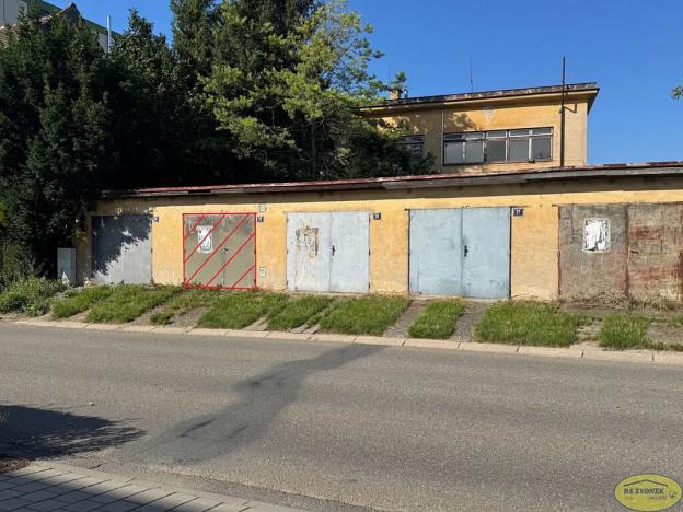 Prodej garáže, Kroměříž, Albertova, 20 m2