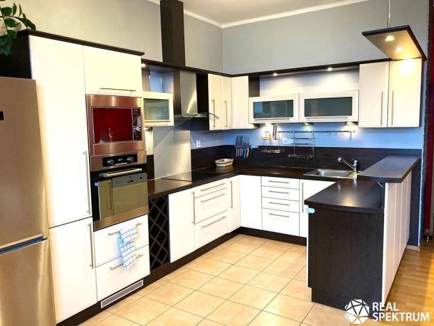 Pronájem bytu 2+kk, Blansko, Hybešova, 69 m2