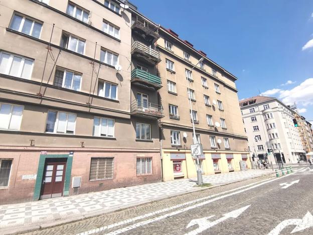 Prodej bytu 2+kk, Praha - Žižkov, Jeseniova, 44 m2