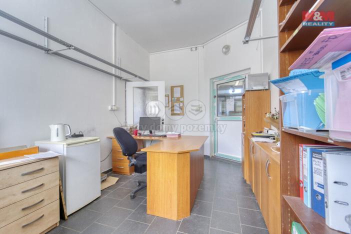 Prodej výrobních prostor, Lhůta, 1220 m2