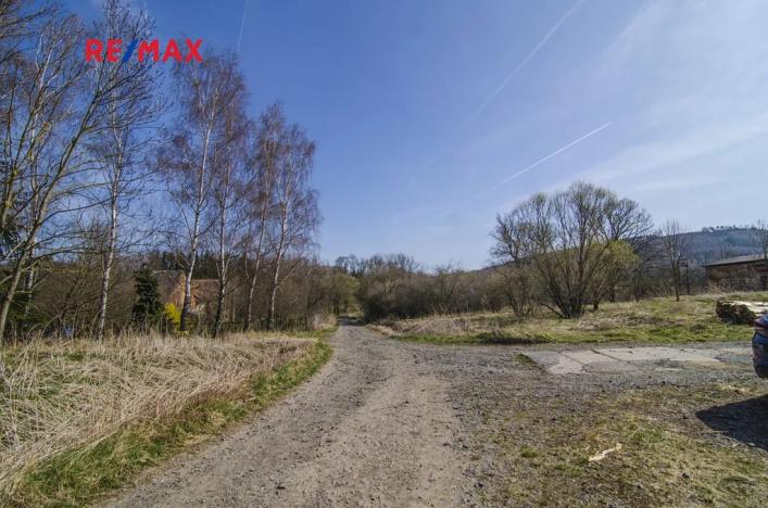 Prodej výrobních prostor, Radkov, 13527 m2