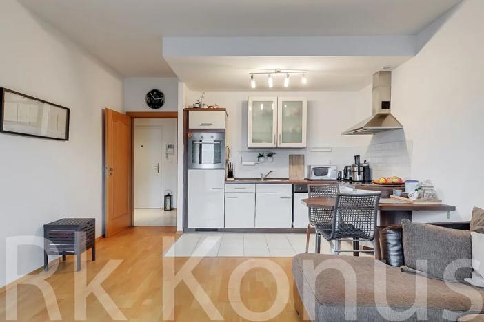 Pronájem bytu 2+kk, Praha - Dejvice, Heinemannova, 57 m2