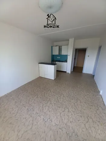 Pronájem bytu 1+kk, Praha - Modřany, Platónova, 29 m2