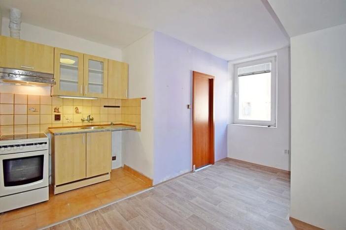 Pronájem bytu 1+1, Praha - Žižkov, Rokycanova, 30 m2