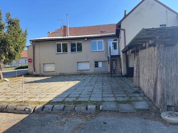 Prodej rodinného domu, Nesvačilka, 250 m2