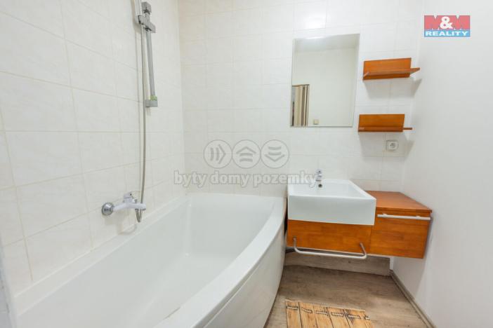 Prodej bytu 2+kk, Kralupy nad Vltavou - Lobeček, Krakovská, 40 m2