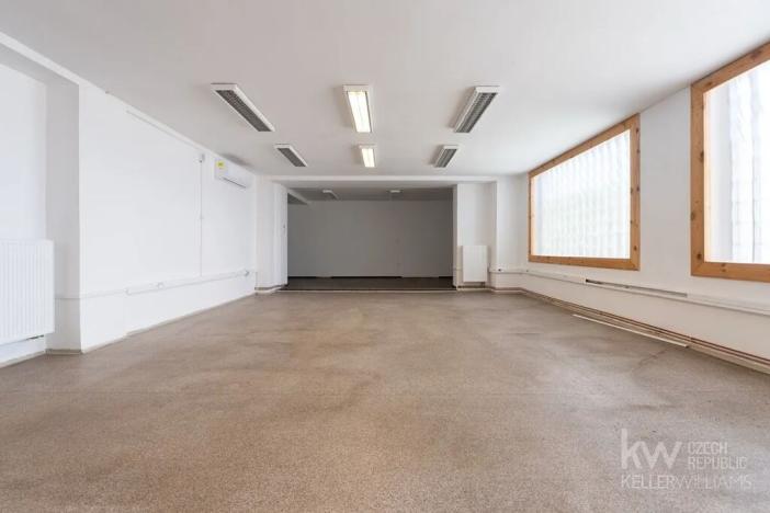 Pronájem kanceláře, Louny, Husova, 175 m2