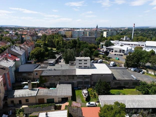 Pronájem kanceláře, Louny, Husova, 175 m2