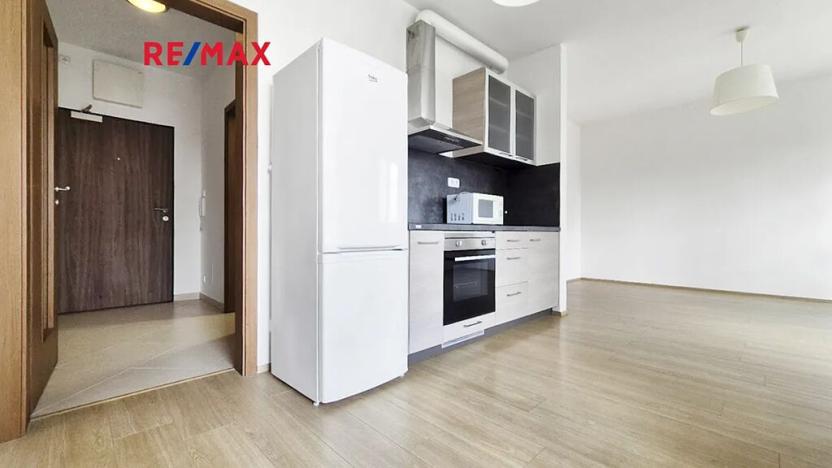 Pronájem bytu 1+kk, Praha - Vysočany, Pod Harfou, 32 m2