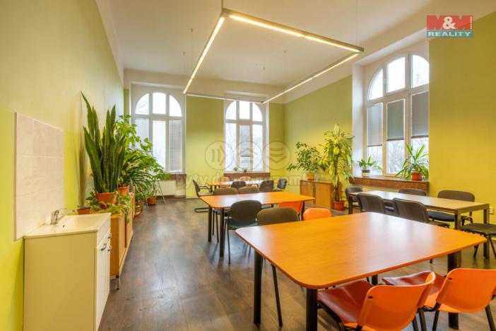 Prodej výrobních prostor, Rumburk - Rumburk 1, Komenského, 2387 m2