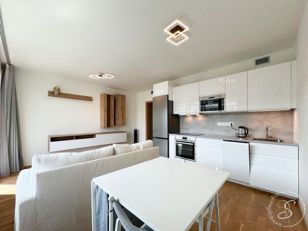 Pronájem bytu 2+kk, Praha - Vysočany, Smržových, 55 m2