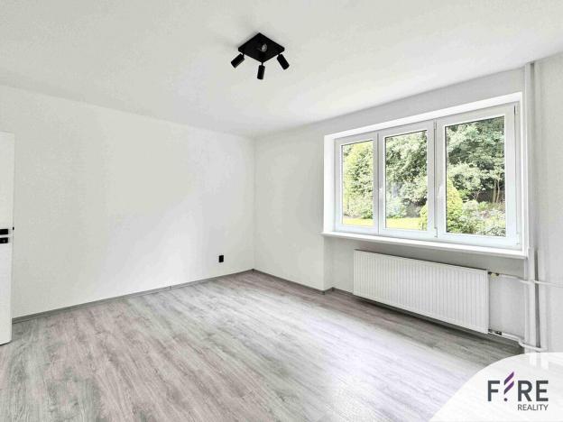 Prodej bytu 3+1, Liberec - Liberec XV-Starý Harcov, Na Skřivanech, 60 m2