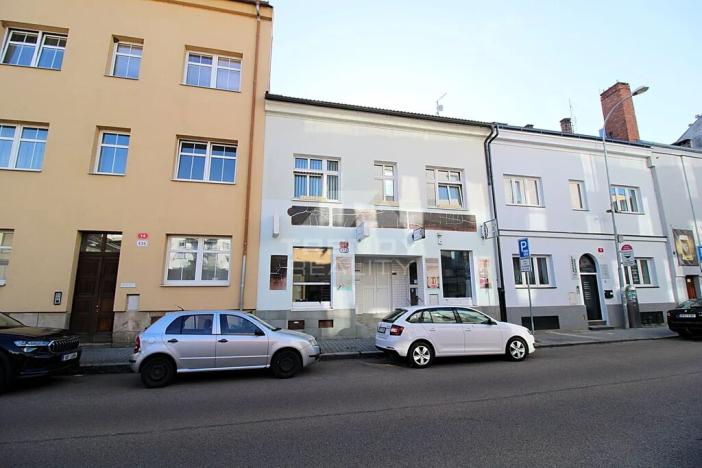 Prodej obchodního prostoru, Plzeň, Pod Všemi svatými, 450 m2