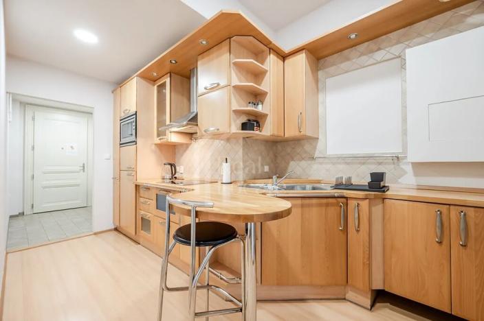 Pronájem bytu 2+1, Praha - Nové Město, Žitná, 69 m2