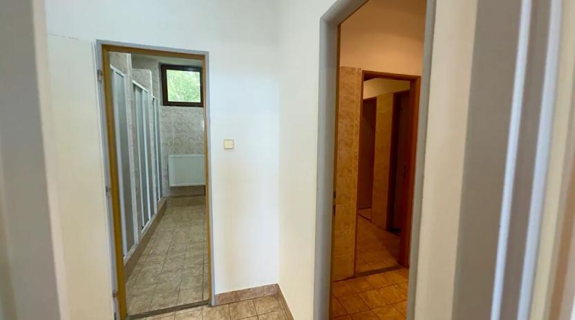 Prodej skladu, Hradec Králové, Kovová, 982 m2