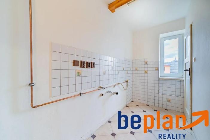 Prodej bytu 3+1, Karlovy Vary, Kvapilova, 83 m2