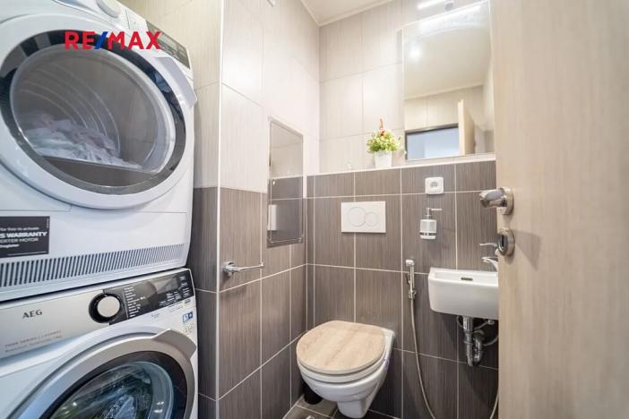 Prodej bytu 4+1, Praha - Řepy, Španielova, 90 m2