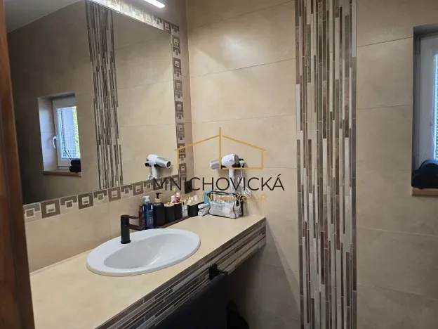 Prodej rodinného domu, Mnichovice, K Hubačovu, 186 m2