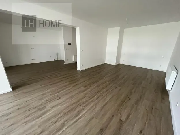 Prodej obchodního prostoru, Karlovy Vary, 72 m2