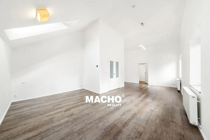 Pronájem rodinného domu, Kosoř, Školská, 380 m2