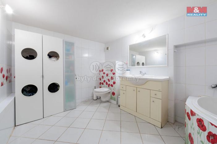 Prodej rodinného domu, Hroznětín, ČSA, 240 m2