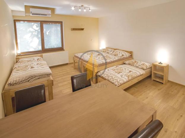 Pronájem ubytování, Turnov, Žižkova, 1000 m2