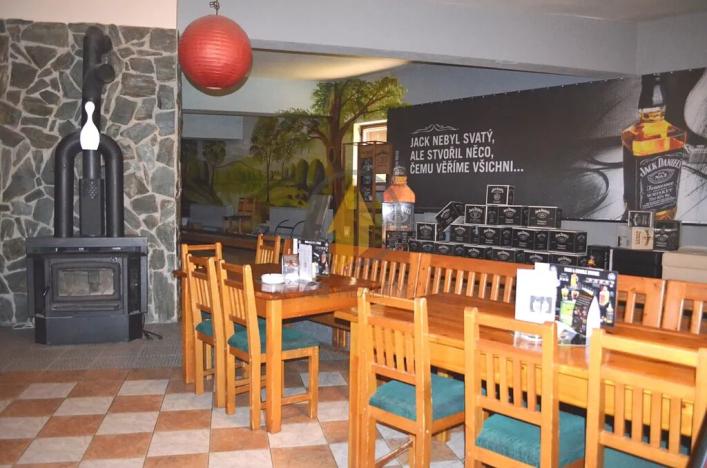 Pronájem ubytování, Turnov, Žižkova, 1000 m2