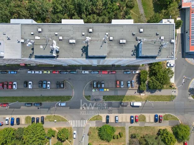 Prodej bytu 3+1, Praha - Troja, Hnězdenská, 74 m2