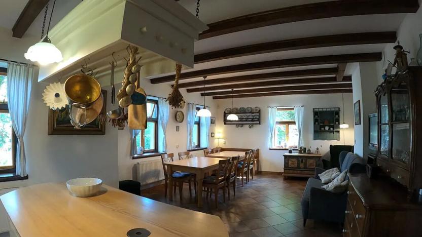 Prodej chalupy, Pecka, 300 m2