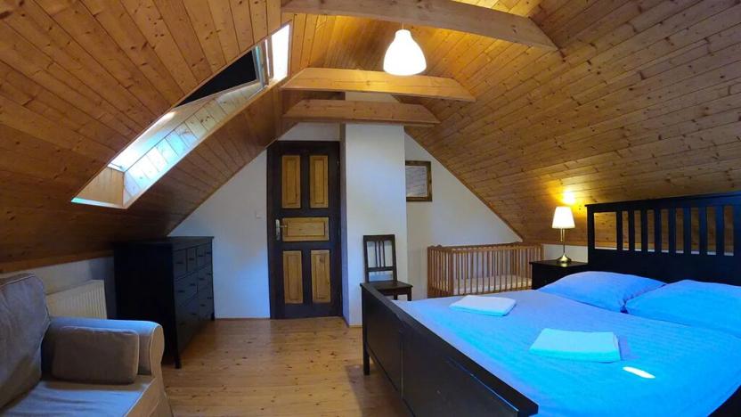 Prodej chalupy, Pecka, 300 m2