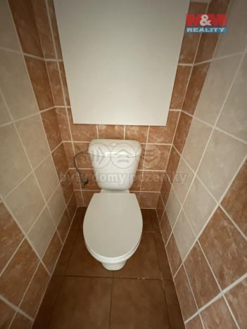 Pronájem bytu 2+1, Jirkov, Ervěnická, 51 m2