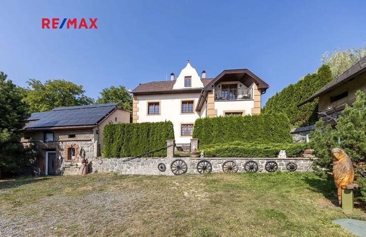 Prodej komerční nemovitosti, Nový Knín, 360 m2