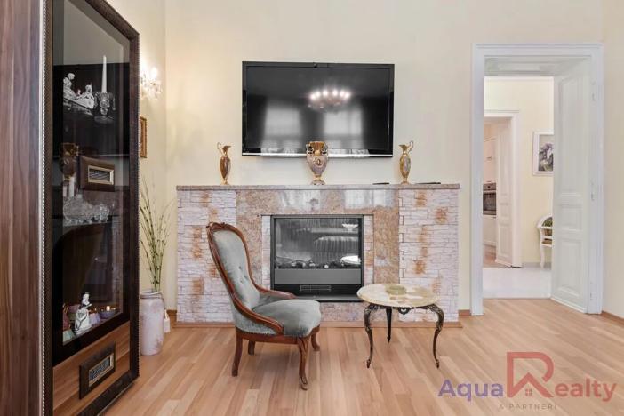 Prodej bytu 3+1, Karlovy Vary, K. Čapka, 88 m2