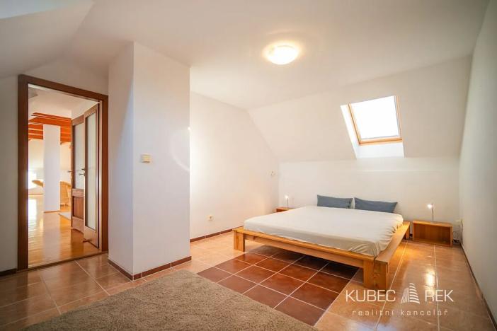 Prodej rodinného domu, Suchdol nad Lužnicí, Žižkova, 300 m2