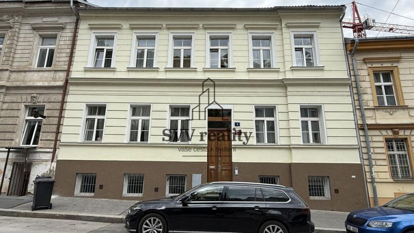 Prodej bytu 1+1, Praha - Smíchov, Holubova, 45 m2