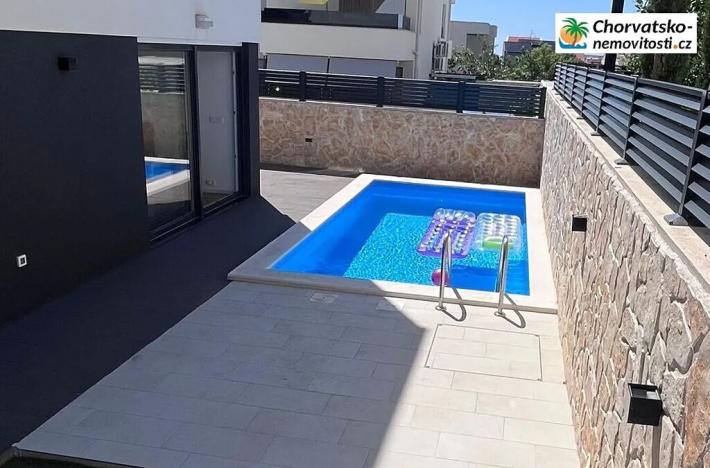 Prodej bytu 3+kk, Novalja, Chorvatsko, 76 m2