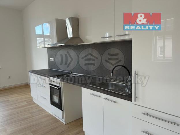 Pronájem bytu 2+kk, Český Těšín, Odboje, 64 m2