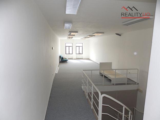 Pronájem obchodního prostoru, Lanškroun - Lanškroun-Vnitřní Město, nám. J. M. Marků, 130 m2