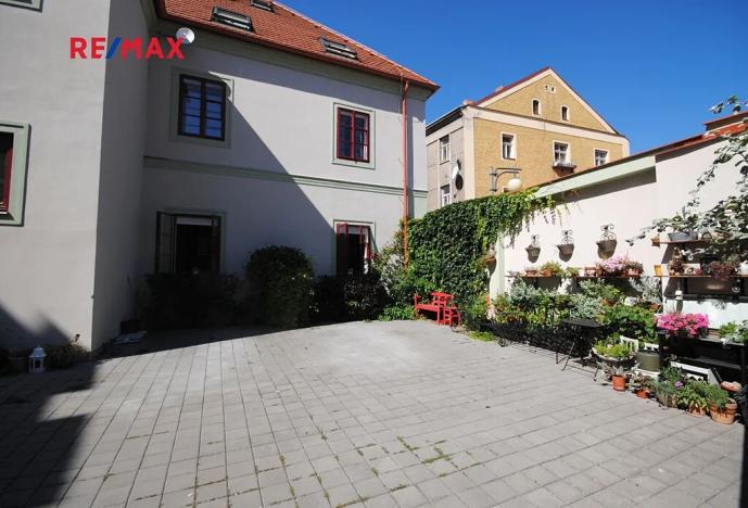 Prodej bytu 2+kk, Kutná Hora, náměstí Národního odboje, 65 m2