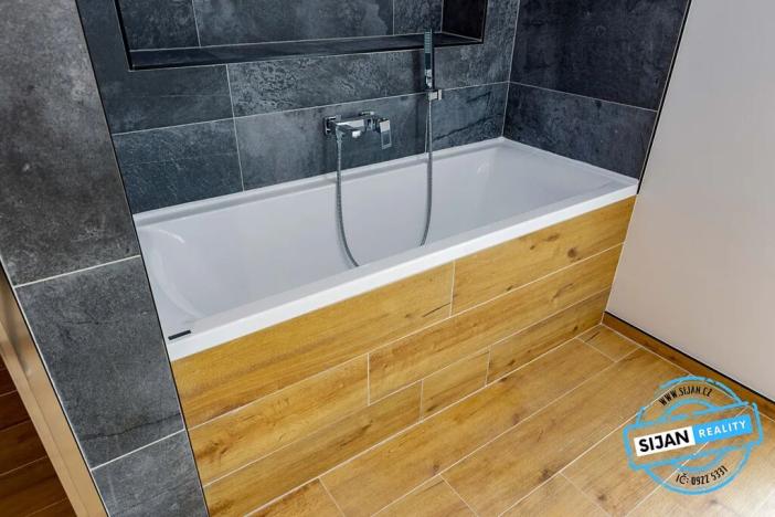 Prodej bytu 3+kk, Ostrava, U Lesa, 98 m2