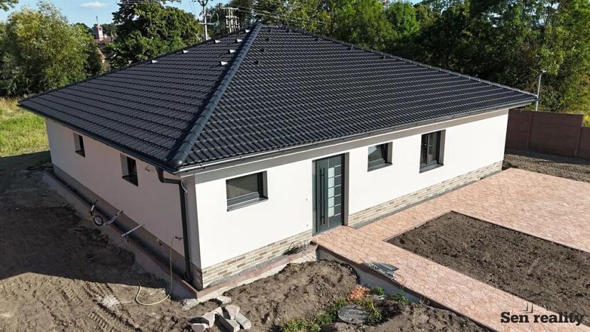 Prodej rodinného domu, Dašice, Za Barevnou, 120 m2