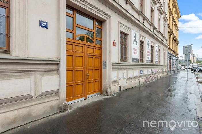 Prodej bytu 2+1, Praha - Holešovice, Bubenská, 69 m2