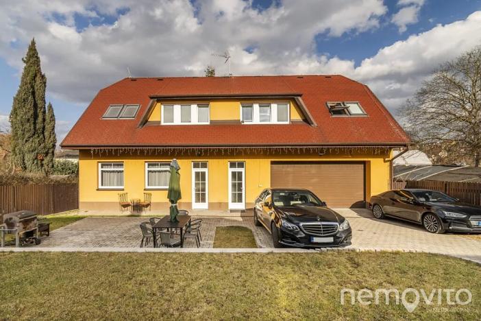 Prodej vícegeneračního domu, Říčany, Hálkova, 200 m2