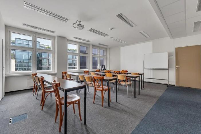 Pronájem kanceláře, Praha - Nové Město, Spálená, 40 m2