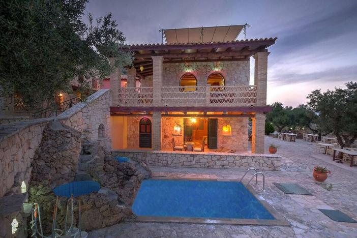 Prodej ubytování, Jónské Ostrovy, Řecko, 600 m2