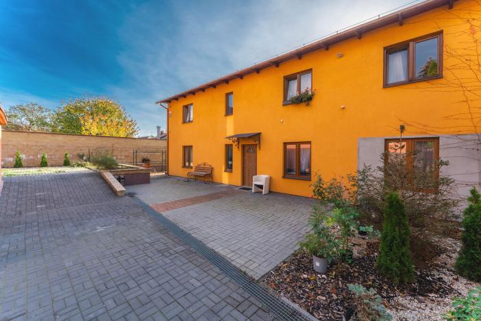 Prodej rodinného domu, Praha, 520 m2