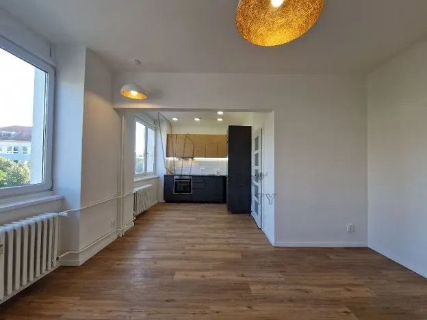 Pronájem bytu 2+kk, Praha - Vršovice, Ruská, 62 m2