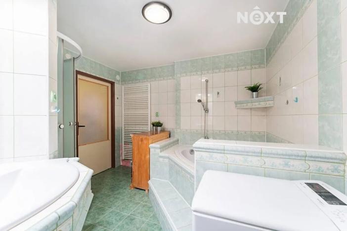 Prodej rodinného domu, Lesnice, 200 m2