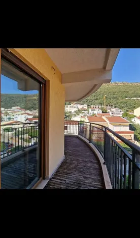 Prodej bytu 4+kk, Petrovac, Černá Hora, 152 m2