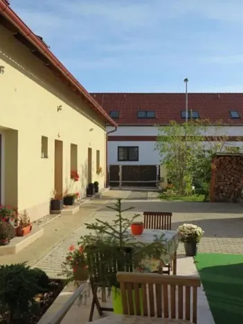 Pronájem bytu 1+kk, Praha, Formanská, 25 m2